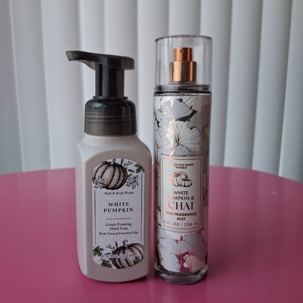 Bath & Body Works WHITE PUMPKIN & CHAI Fragrance Mist & White Pumpkin‎ Soap Set